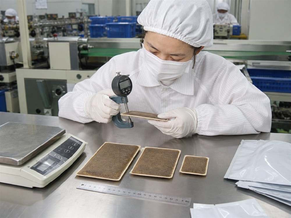 精油艾灸贴OEM代加工尺寸与厚度质检